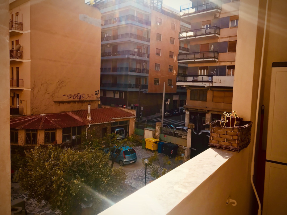 Non riusciamo a stare a casa (La Nuova Sardegna, 7 aprile 2020)