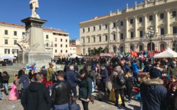 Le piazze sarde per la pace (La NUova Sardegna, 4 marzo 2022)